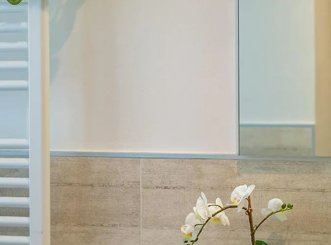 Loveflat - Scopri In Bicicletta Феррара